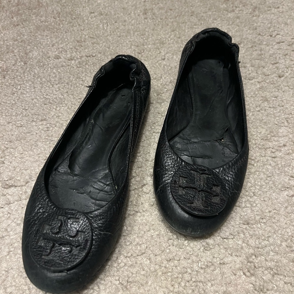 Tory Burch black Reva pebbled flats